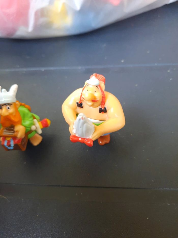 Lot asterix kinder - photo numéro 3