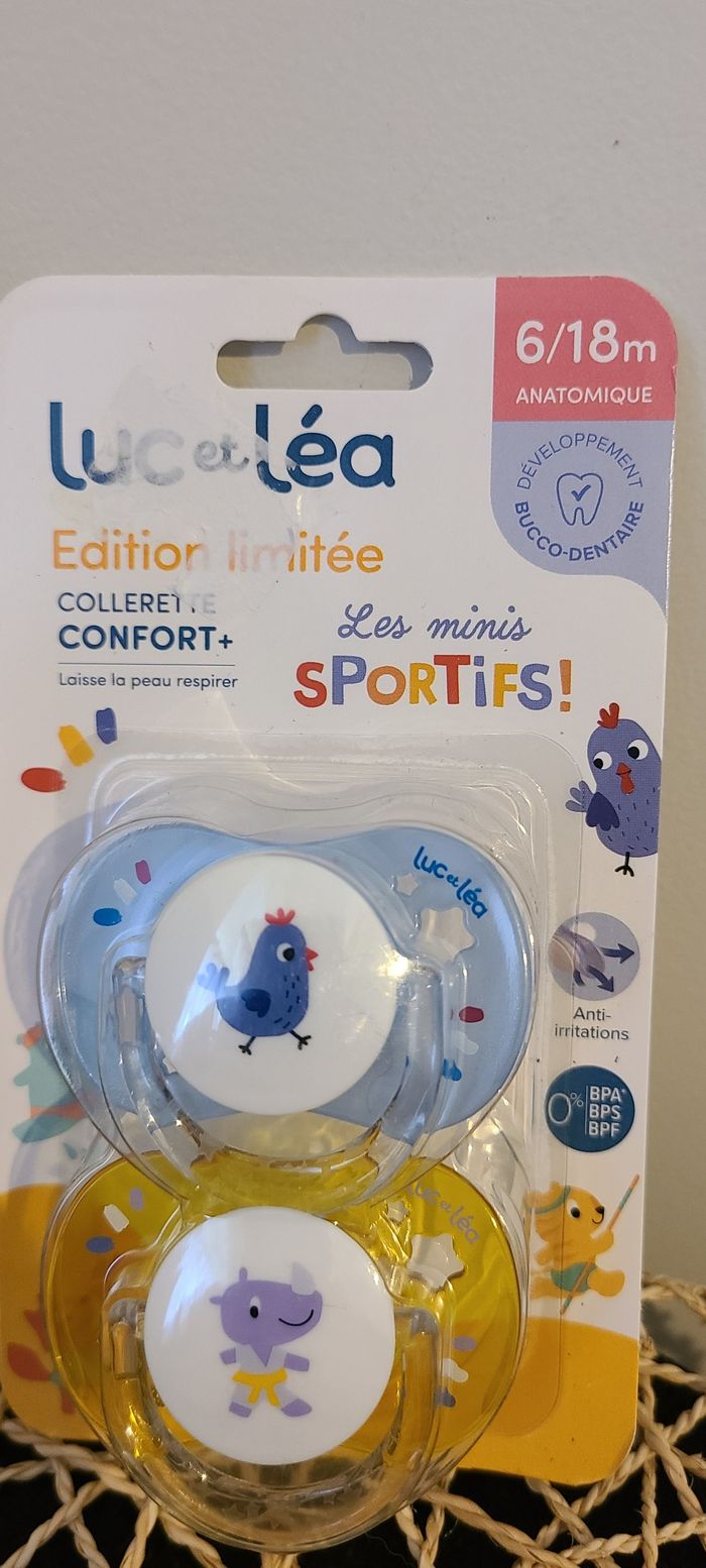 sucettes "LES MINIS SPORTIFS" Luc & Léa 6-18 mois - photo numéro 2