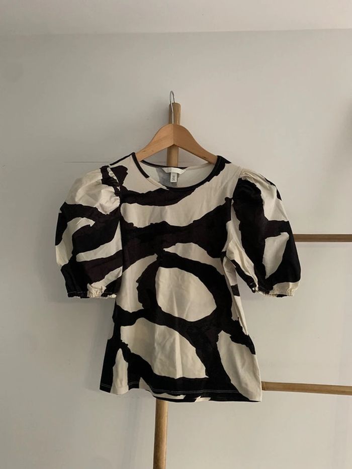 haut et t-shirt va H&m noir taille S - photo numéro 2