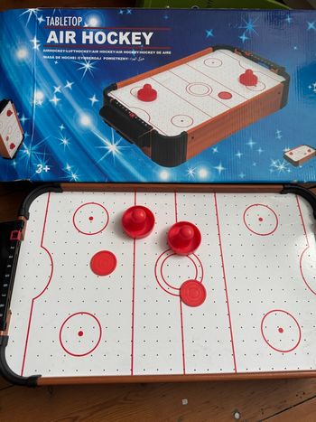 Air hockey