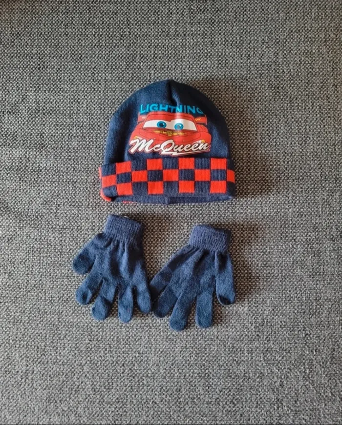 Bonnet + gants Cars 6-8 ans