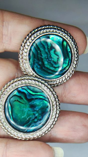 Clips d'oreilles paua shell vintage