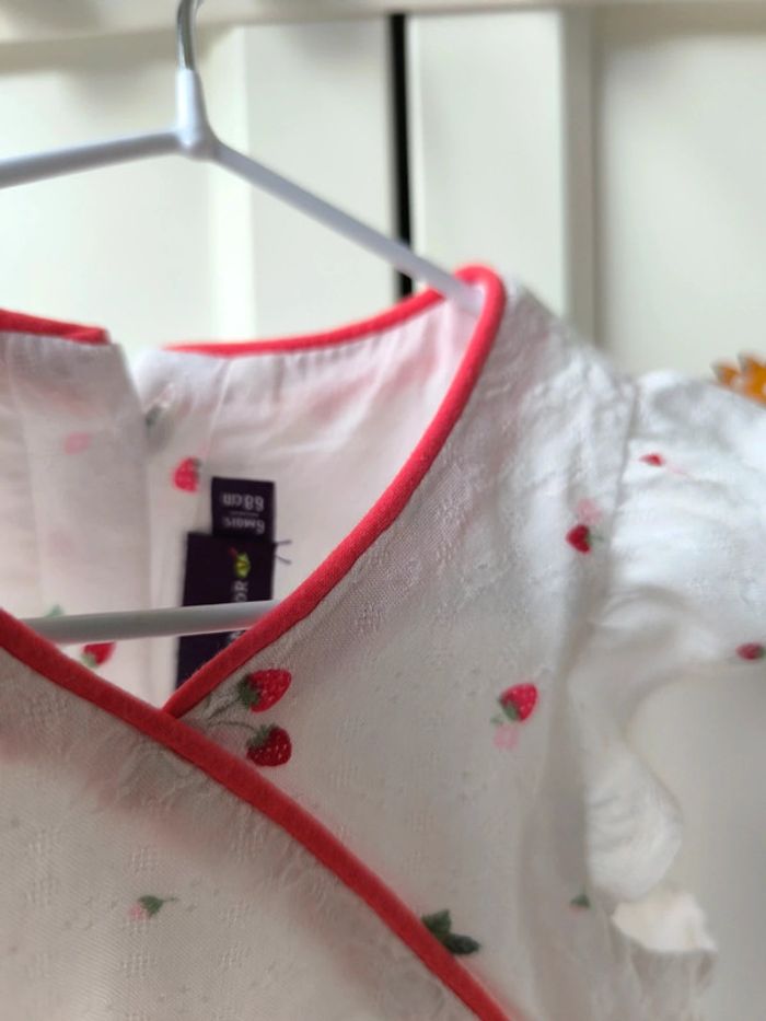 Barboteuse/ combinaison fraises - photo numéro 5