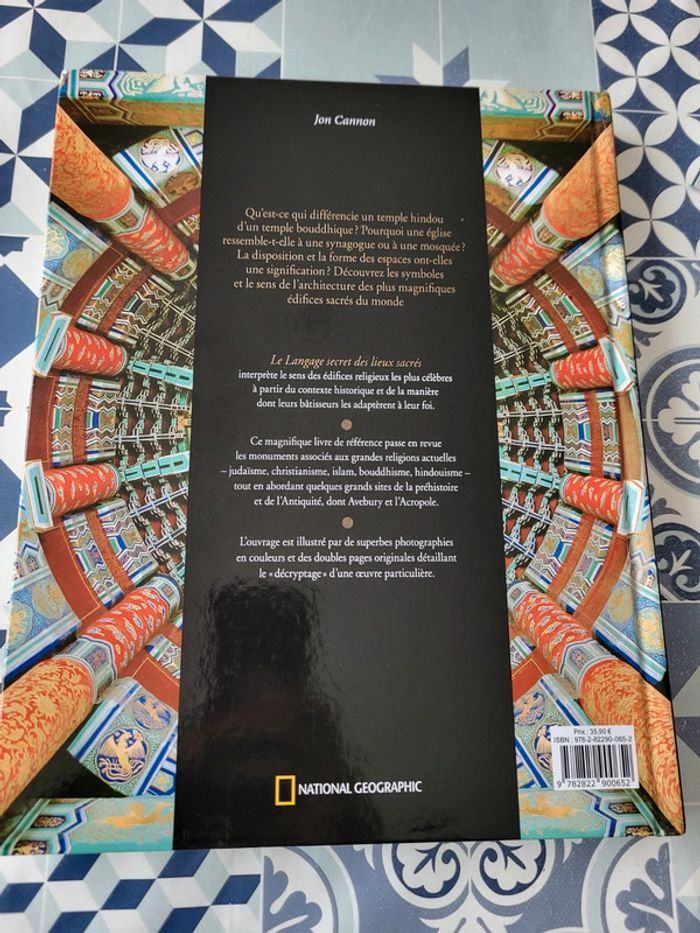 Livre Le langage secret des lieux sacrés - photo numéro 2