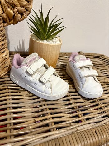 Baskets adidas bébé fille pointure 22