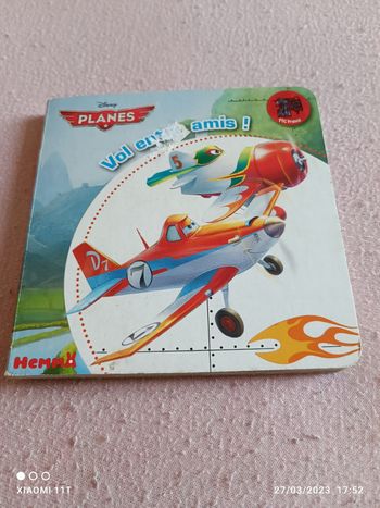 Livre Planes vol entre amis !