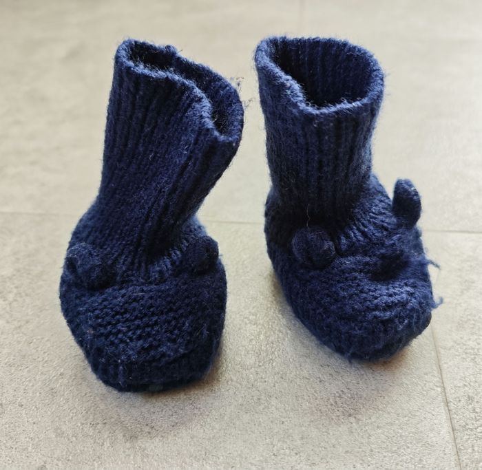 15-17 (6-12 mois) - chaussons chaussettes doublés polaire (C&A)