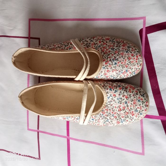 Chaussures d intérieur