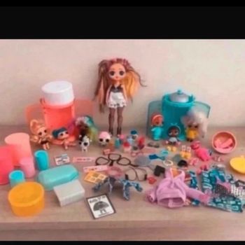 gros lot de poupées lol et accessoires