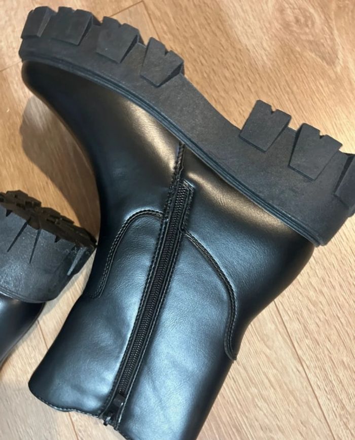 Boot neuf - photo numéro 4