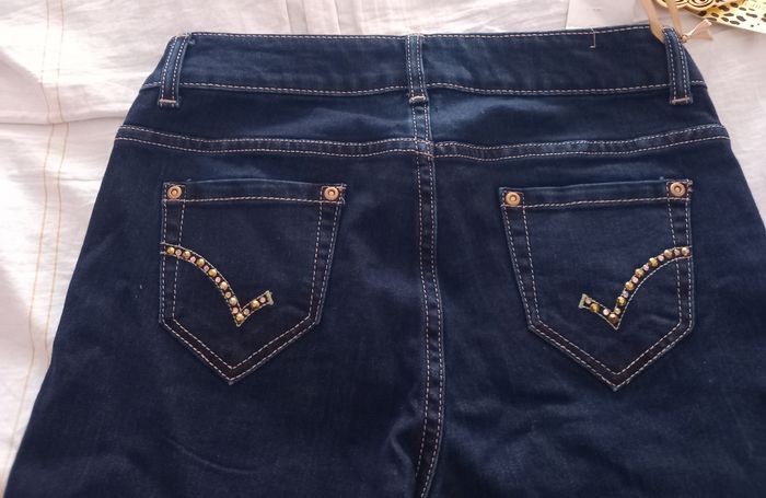 JEANS DOLCE ET ROSA TAILLE 40 - photo numéro 3