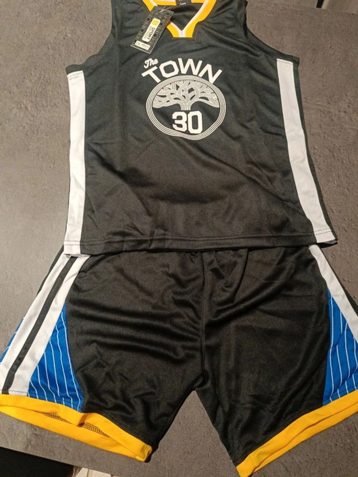 Tenue NBA golden state warriors Stephen Curry noir t26