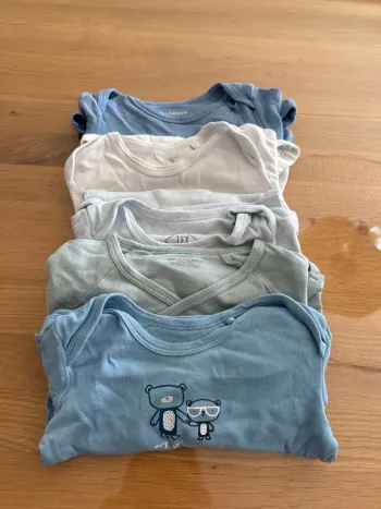 Lot body 12 mois manches longues