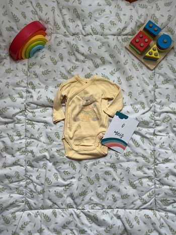 body manches longues jaune absorba ouverture devant 0 mois