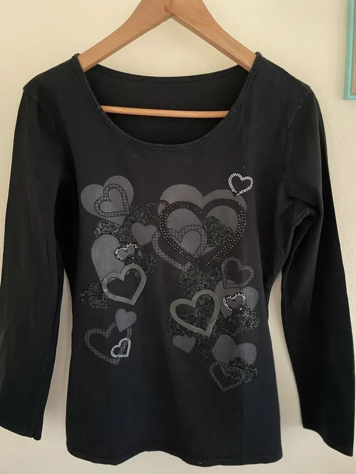 #T-shirt Cache-Cache 🍀 - photo numéro 2