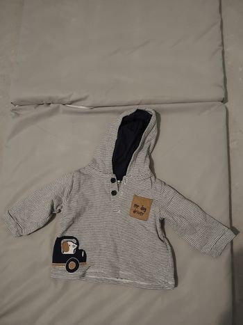 Pull à capuche