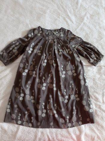 Robe pour fille taille 8 ans 126 cm marque Vertbaudet redoubler très jolie photo
