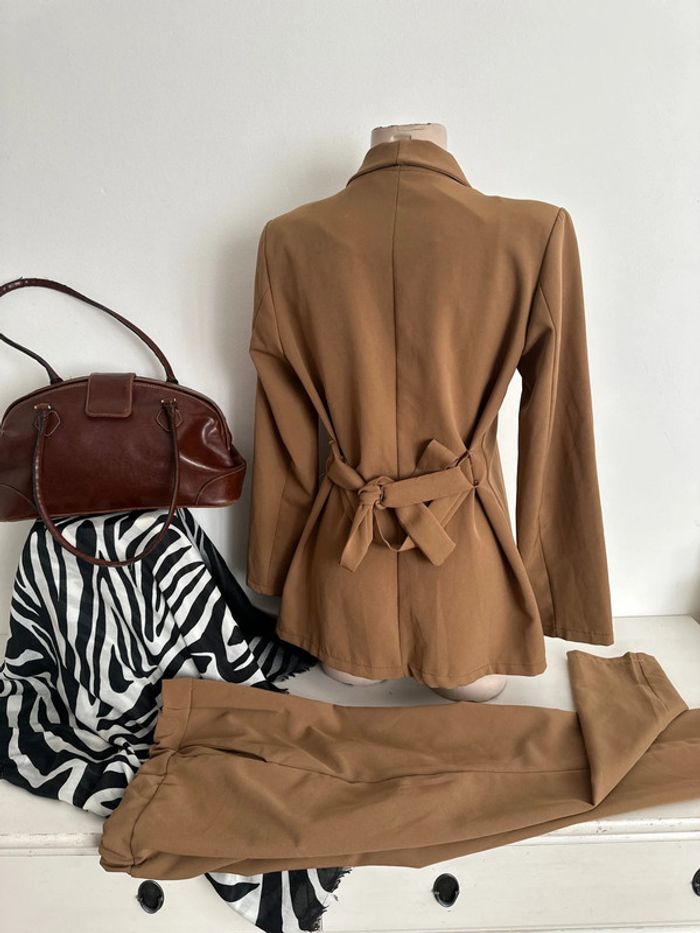 Ensemble veste avec ceinture pantalon tube marron caramel femme taille S - photo numéro 3