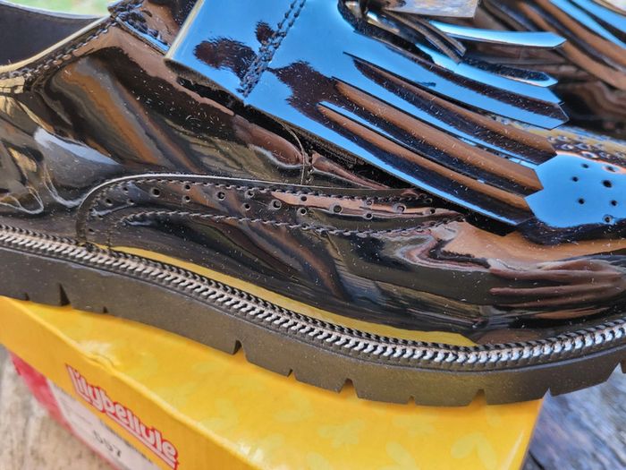 Superbes mocassins vernis noirs Lilybellule, 36, neufs avec boîte - photo numéro 9