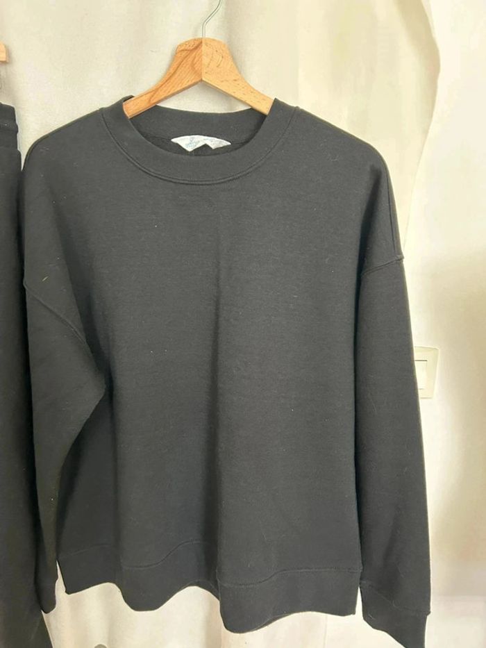 Lot jogging et sweat - photo numéro 3