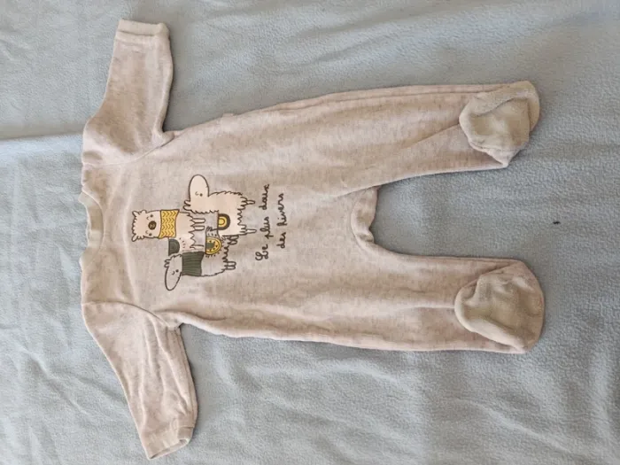 6 pyjamas 3mois - photo numéro 9