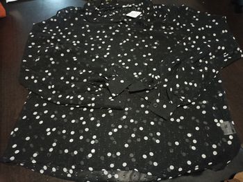 Chemisier transparent noir et blanc