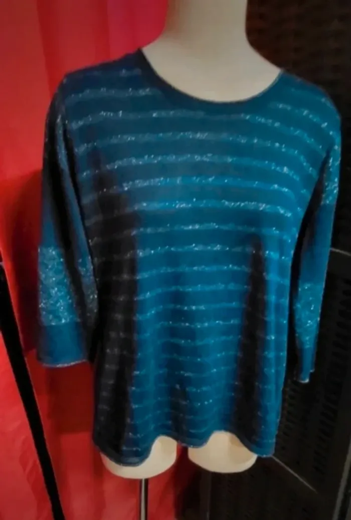 Pull avec dos transparent 38/40 - photo numéro 2