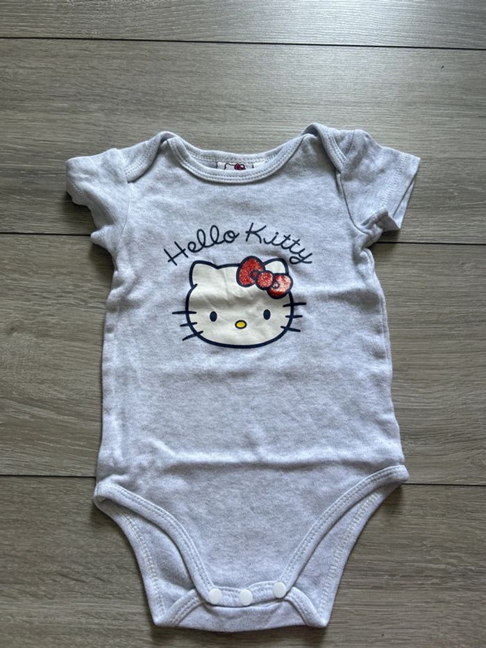 Bodie et pyjama Disney - photo numéro 4