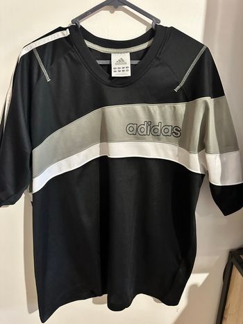 Tee shirt adidas