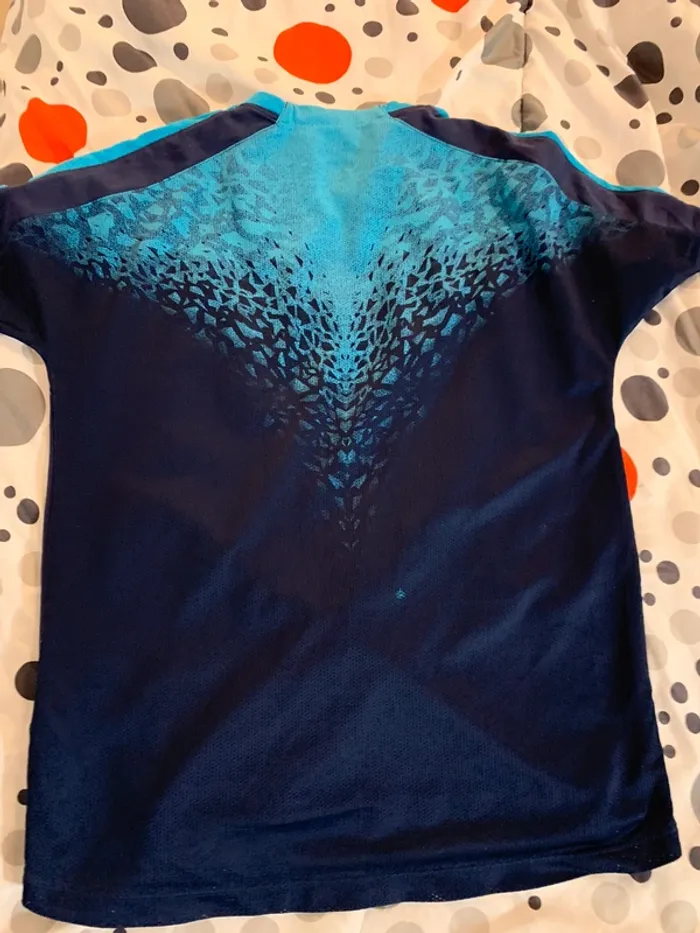 vend tee shirt très bon état - photo numéro 2