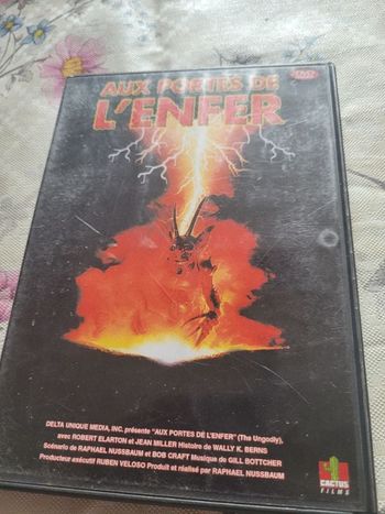 Aux portes de l enfer