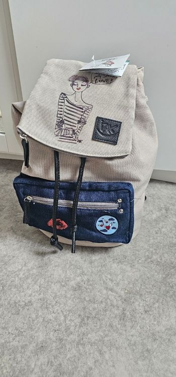 Sac à dos neuf de la marque Izak Neuf