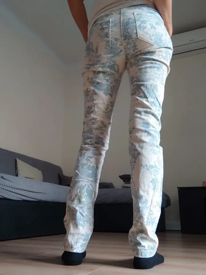 Jean taille basse blanc fleuri - photo numéro 3