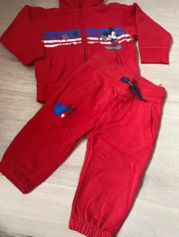 Ensemble jogging Mickey 6 mois