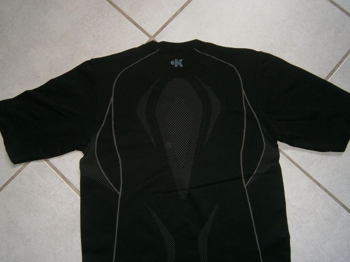 Tee-shirt de sport MC noir DECATHLON Taille S - photo numéro 6