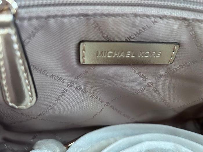 Sac à main Michael Kors neuf - photo numéro 8
