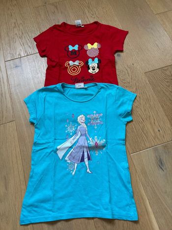2 r shirts Disney 8 ans
