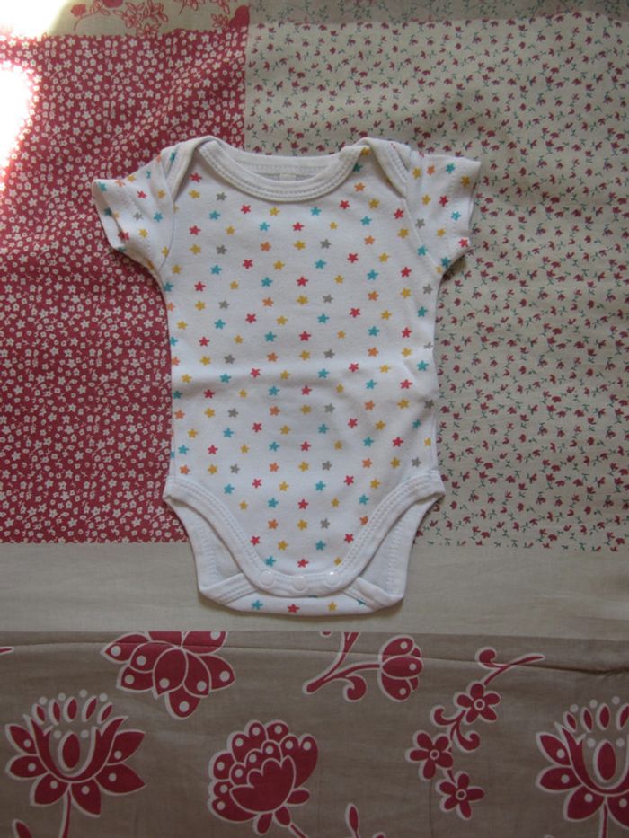 Lot de 3 bodies manches courtes blanc 1 mois - photo numéro 2