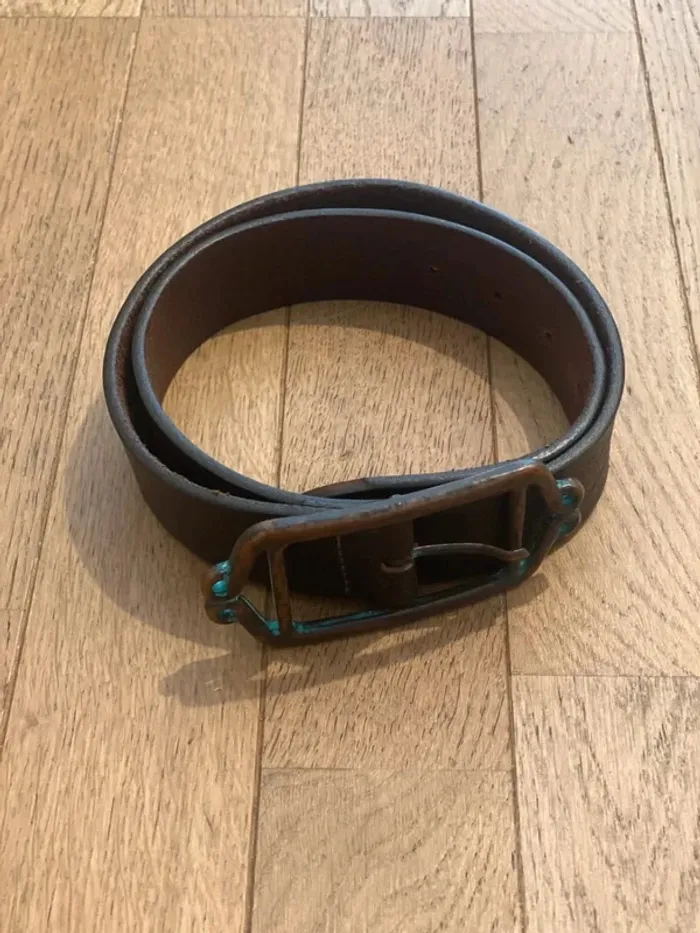 Ceinture en cuir Agnès b taille 75 - photo numéro 2