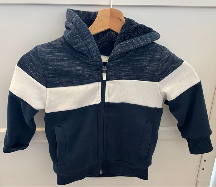 VESTES 2 ans - photo numéro 3