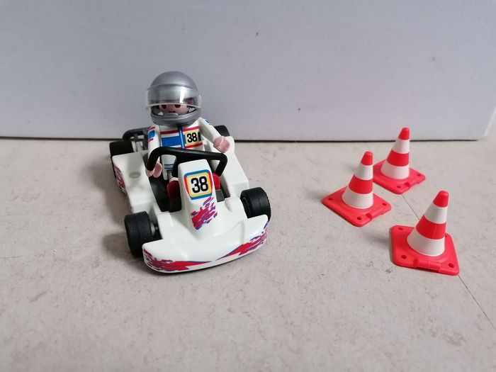 Playmobil 4932 Kart et pilote de course