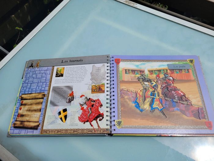 Livre Je dessine les Chevaliers 🛡 livre à pochoirs, grand format (39) - photo numéro 7