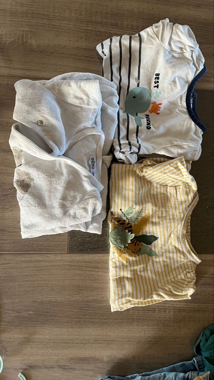 Lot pyjamas 9 mois