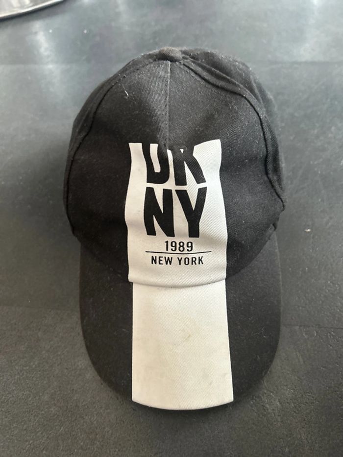 DKNY casquette garçon ou mixte