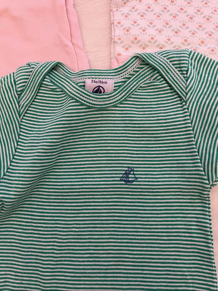 Lot 3 bodies MC petit bateau 24mois - photo numéro 2