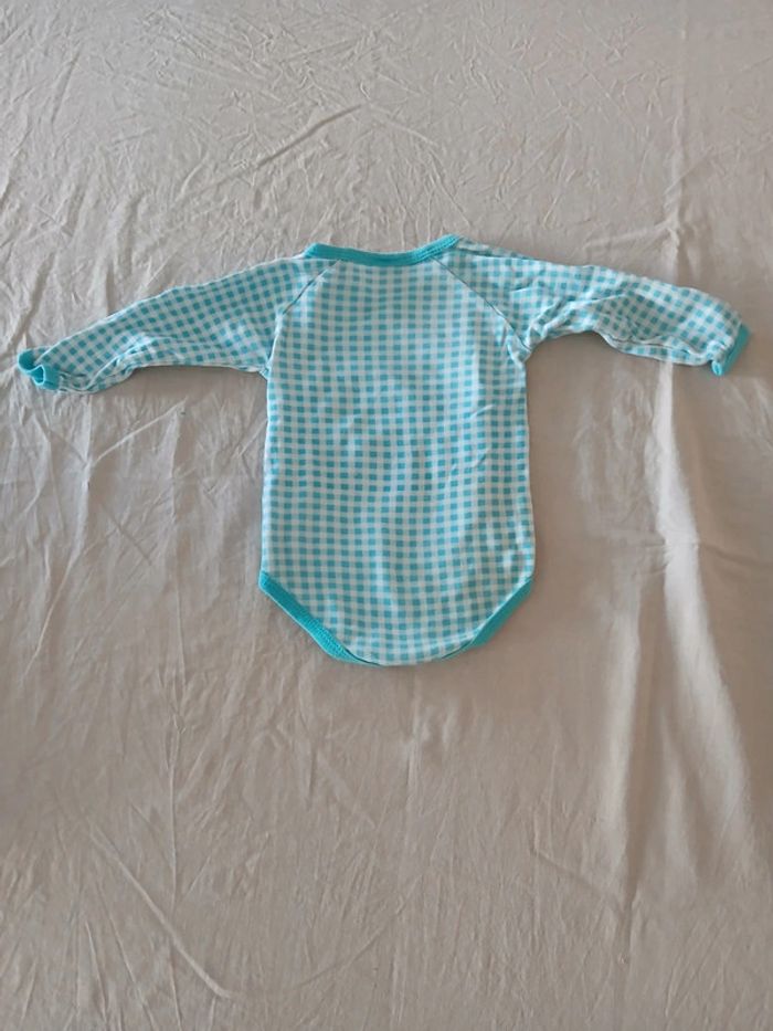 Body 0 mois - photo numéro 3