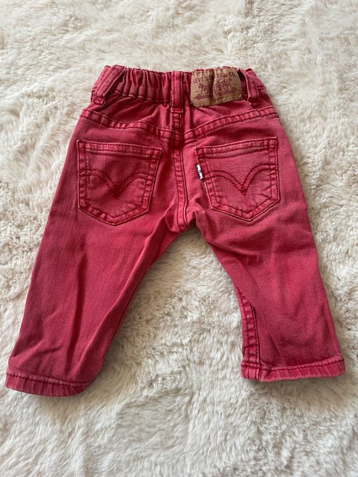 Jean rouge - photo numéro 3