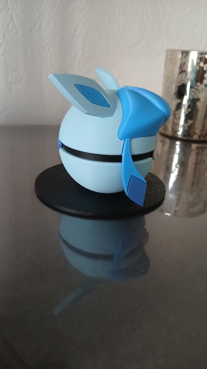 Pokeball Givrali - photo numéro 2