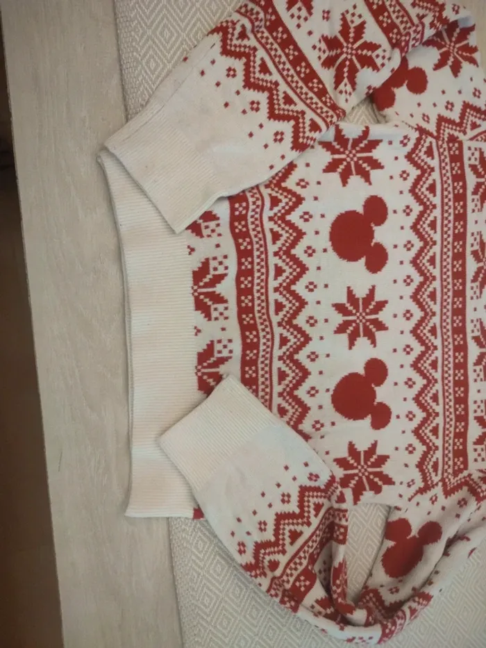 Pull noël mickey 10/12 ans - photo numéro 3