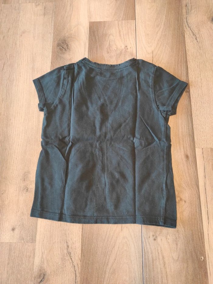 Tee-shirt La Halle 4 ans en TBE - photo numéro 3